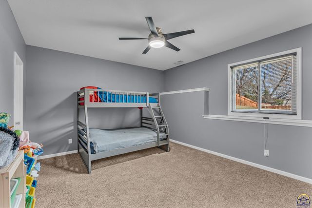 8455 Timber Ridge DR, De Soto, KS 66018