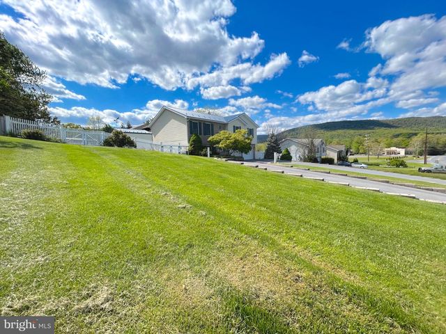 13675 CUMBERLAND HWY, Orrstown, PA 17244