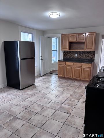 369 Poplar Street, New Haven, CT 06513