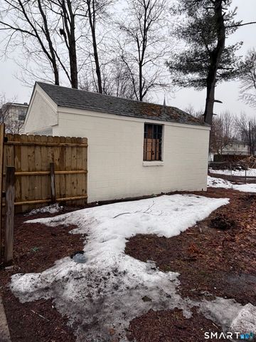 369 Poplar Street, New Haven, CT 06513