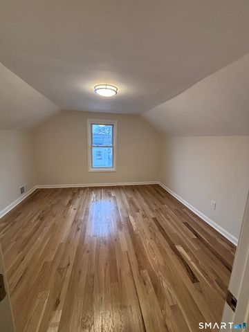 369 Poplar Street, New Haven, CT 06513