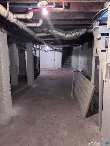 369 Poplar Street, New Haven, CT 06513