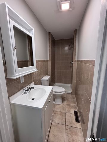 369 Poplar Street, New Haven, CT 06513