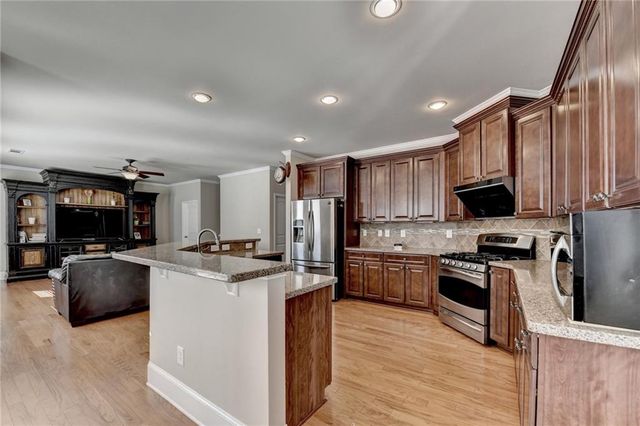 1870 Apollo Drive, Suwanee, GA 30024