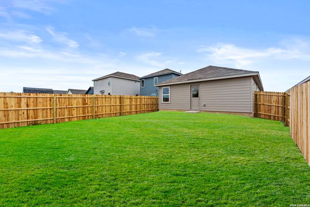 12831 Kathleen St, San Antonio, TX 78152