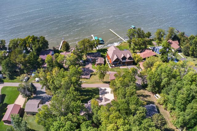 3214 Shorewood Drive, Rush City, MN 55069