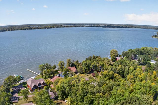 3214 Shorewood Drive, Rush City, MN 55069