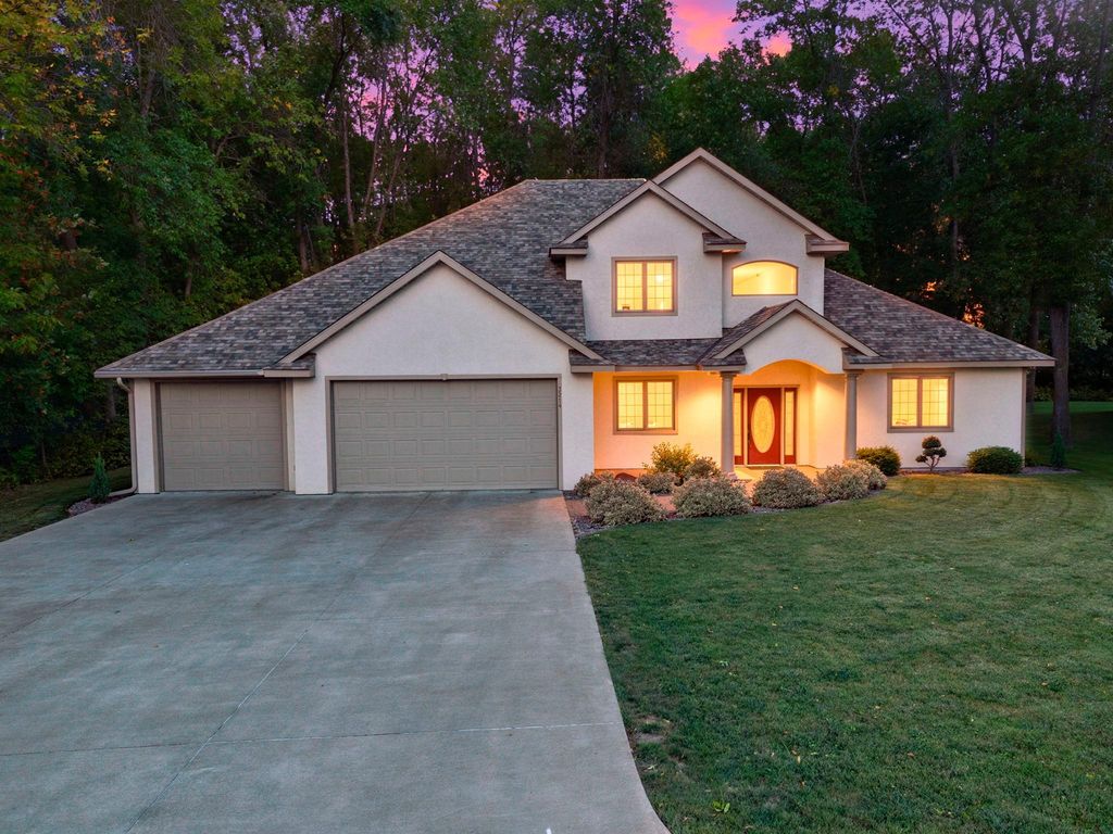 3214 Shorewood Drive, Rush City, MN 55069