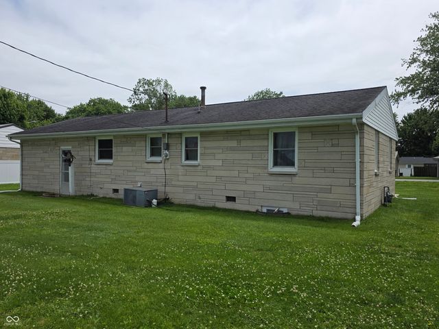 604 E Gatewood Drive, Westport, IN 47283