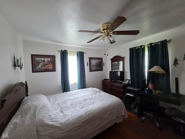 604 E Gatewood Drive, Westport, IN 47283