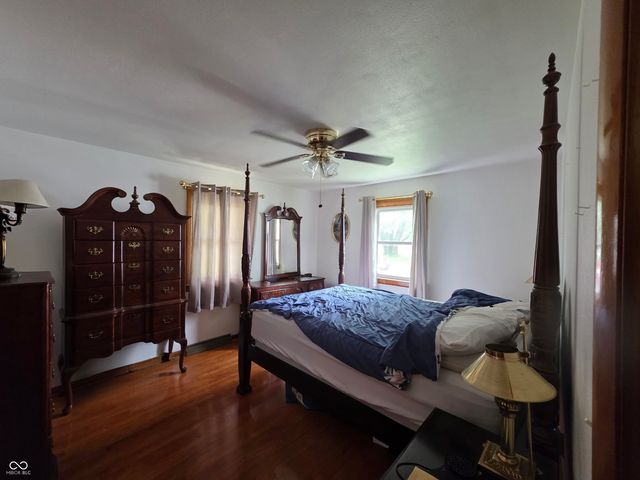 604 E Gatewood Drive, Westport, IN 47283