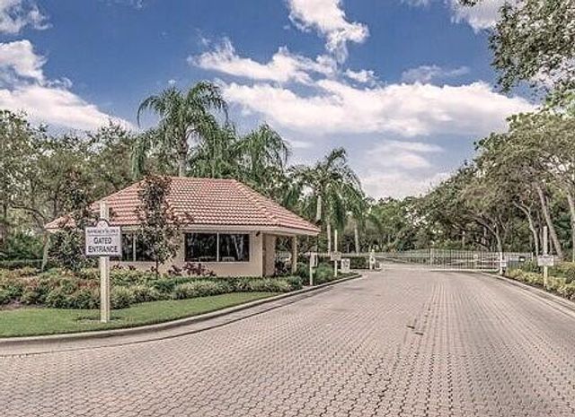 7205 SE Seagate Lane, Stuart, FL 34997