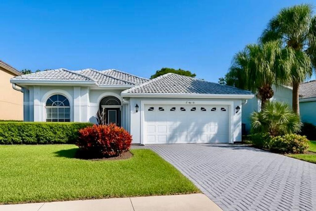 7205 SE Seagate Lane, Stuart, FL 34997
