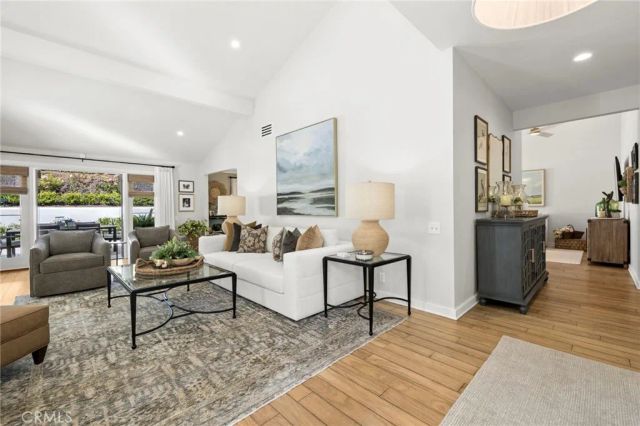 10 Maritime, Corona Del Mar, CA 92625