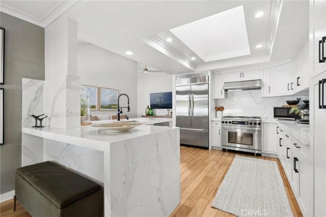 10 Maritime, Corona Del Mar, CA 92625