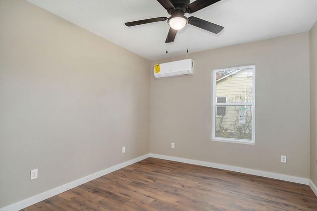 930 Porter Avenue, Aurora, MO 65605