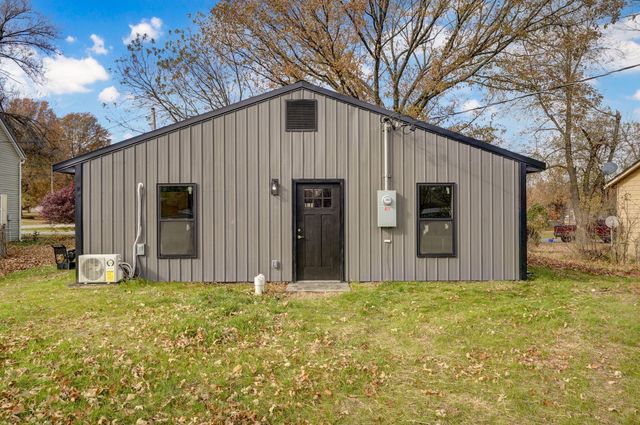 930 Porter Avenue, Aurora, MO 65605