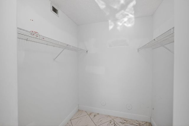 2230 N Cypress Bend Drive 108, Pompano Beach, FL 33069