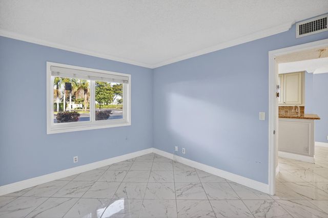 2230 N Cypress Bend Drive 108, Pompano Beach, FL 33069