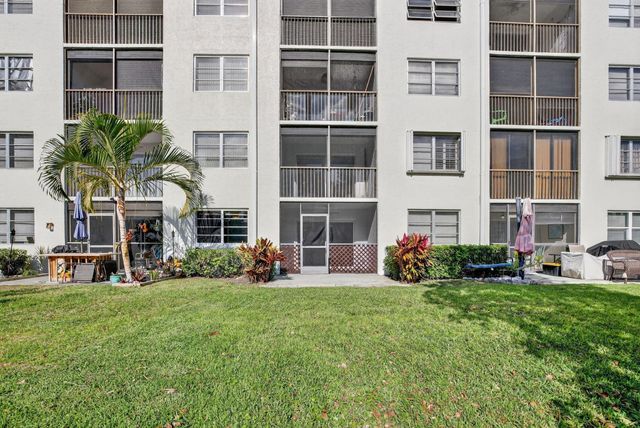 2230 N Cypress Bend Drive 108, Pompano Beach, FL 33069