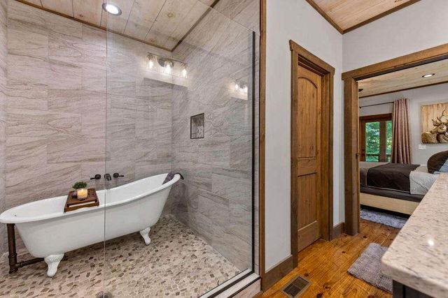 1081 Dills Road, Blue Ridge, GA 30513