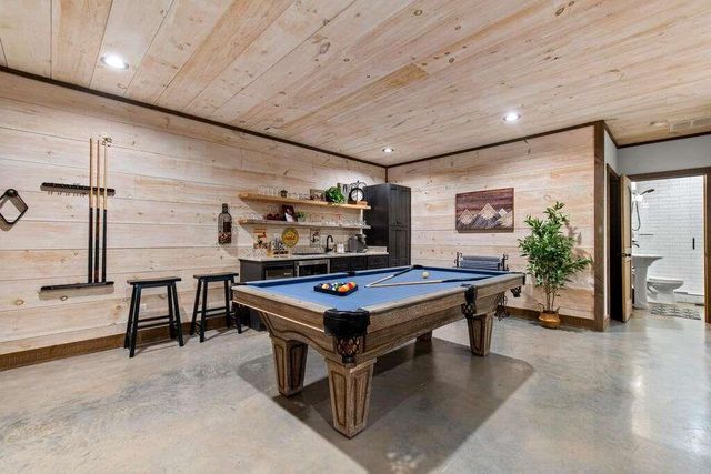 1081 Dills Road, Blue Ridge, GA 30513