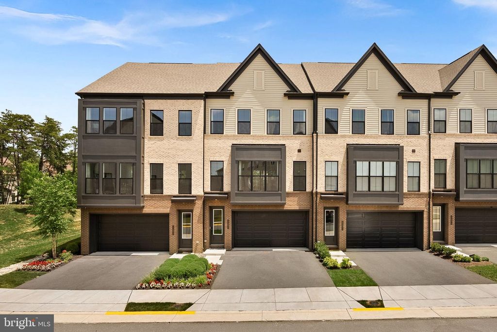 22892 COPPER TREE TER, Ashburn, VA 20148