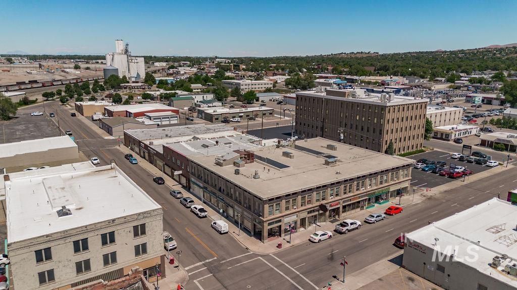 310 E Center St, Pocatello, ID 83201 photo 2