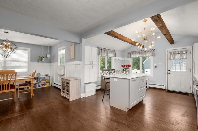 497 Foster Rd, Tewksbury, MA 01876