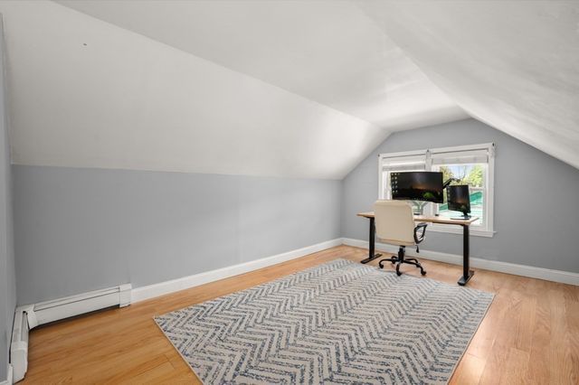 497 Foster Rd, Tewksbury, MA 01876