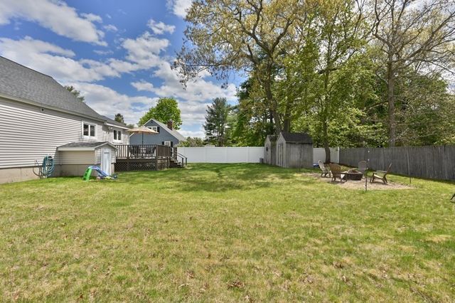 497 Foster Rd, Tewksbury, MA 01876
