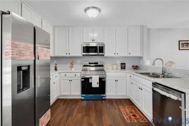 10041 Highview Ave, Glen Allen, VA 23059