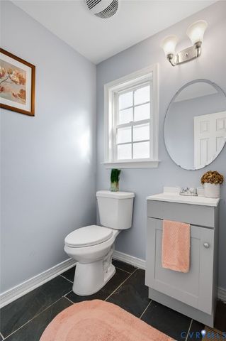 10041 Highview Ave, Glen Allen, VA 23059