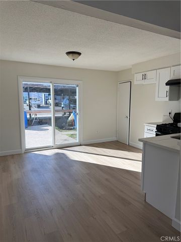 558 S Benjamin, Rialto, CA 92376