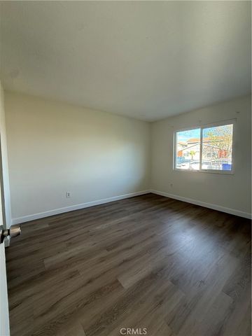 558 S Benjamin, Rialto, CA 92376