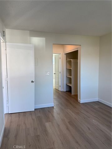 558 S Benjamin, Rialto, CA 92376