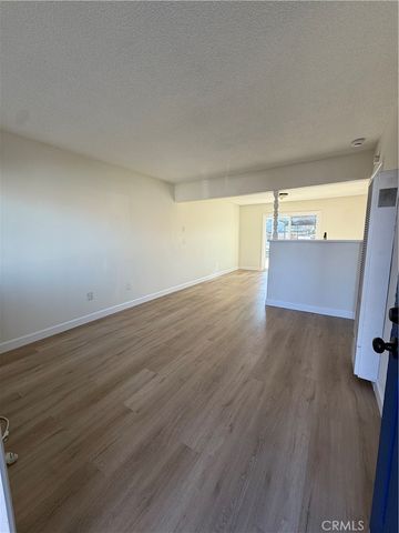558 S Benjamin, Rialto, CA 92376