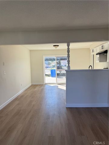 558 S Benjamin, Rialto, CA 92376