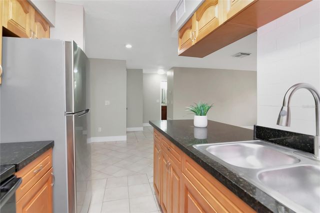 228 BERRY TREE PLACE, Brandon, FL 33510