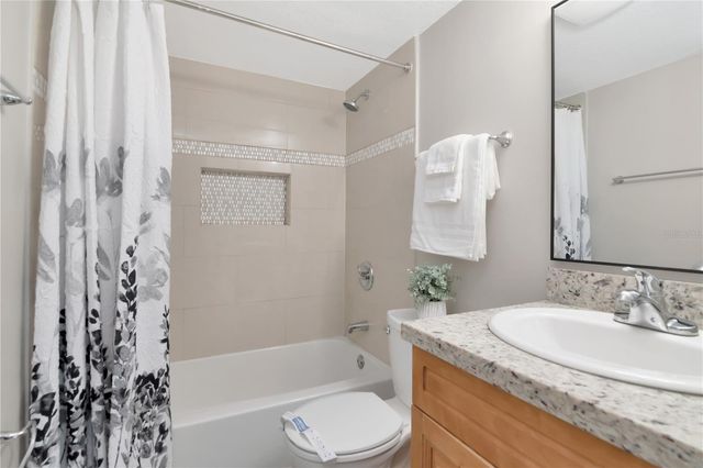 228 BERRY TREE PLACE, Brandon, FL 33510
