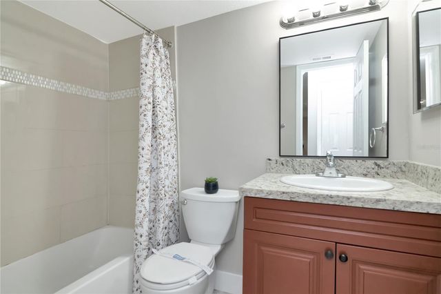 228 BERRY TREE PLACE, Brandon, FL 33510