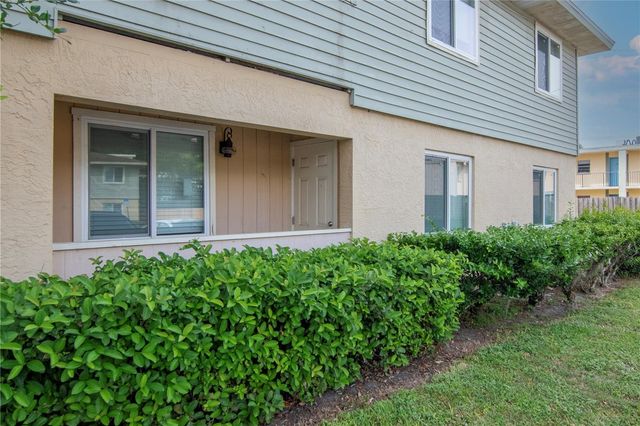228 BERRY TREE PLACE, Brandon, FL 33510