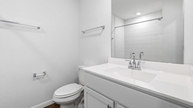 232 Juan Cordona DR, Buda, TX 78610