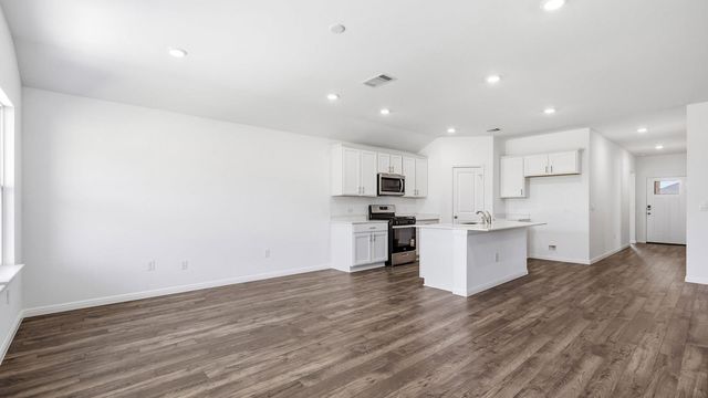 232 Juan Cordona DR, Buda, TX 78610