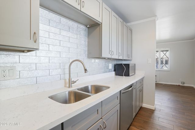 3426 N Miller Road 5, Scottsdale, AZ 85251