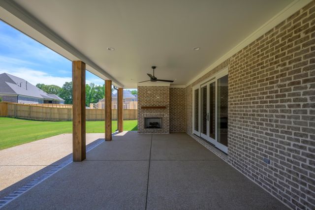 200 PIPER HOLLOW DR, Piperton, TN 38017