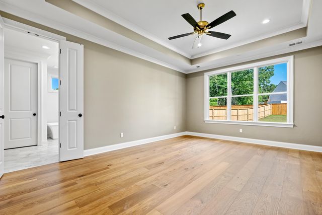 200 PIPER HOLLOW DR, Piperton, TN 38017