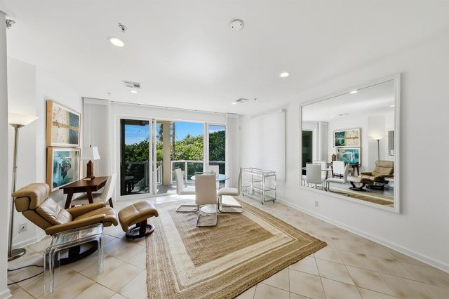 4535 Coquina Road, Ocean Ridge, FL 33435