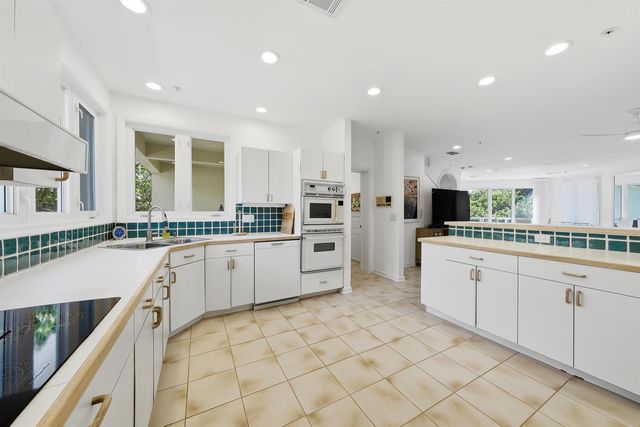 4535 Coquina Road, Ocean Ridge, FL 33435