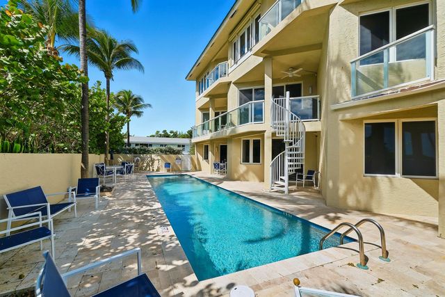 4535 Coquina Road, Ocean Ridge, FL 33435